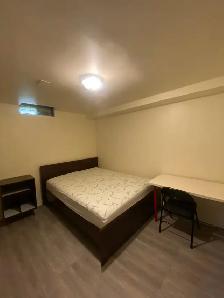 Private Room for Rent - Scarborough/Centennial Progress - July 1 - Photo 2