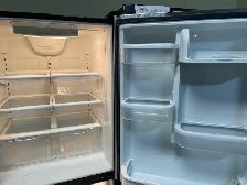 Réfrigérateur stainless 30'' congélateur en bas Whirlpool - Photo 4