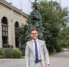 Economics Tutor