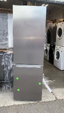 Fridge - 24' Whirlpool 11.3 Cu. Ft. - Bottom Freezer | Mega Sale