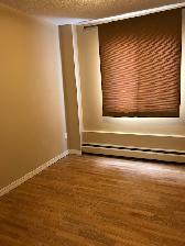 2-Bedroom Condo - Glenbrook - Photo 7