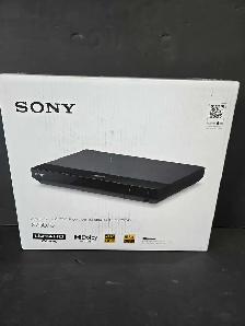 SONY X700/U ULTRA HD BLU-RAY PLAYER W/BOX