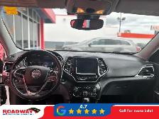 2019 Jeep Cherokee Overland HEATED   COOLED SEATS | PARK ASSI... - Photo 9