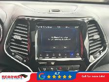 2019 Jeep Cherokee Overland HEATED   COOLED SEATS | PARK ASSI... - Photo 15