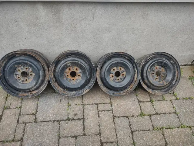 4 jantes 215-60R16 Toyota Camry 2010. Bolt pattern 5x114.3