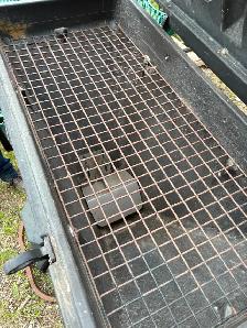 Salt dog, bumper hitch mounter spreader - Photo 3