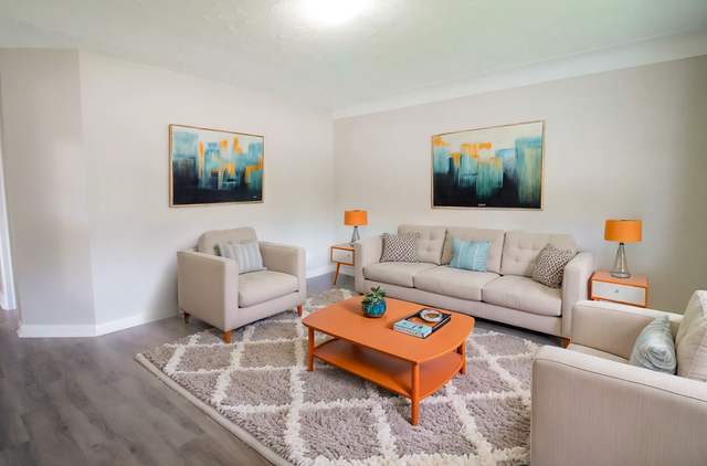 89 Clarendon Ave, Hamilton - 3 Bedroom Main Unit