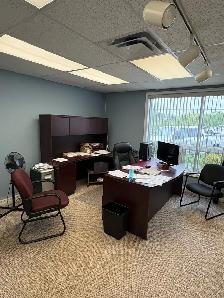 office Desks - Photo 3