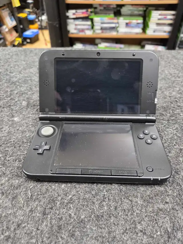 Nintendo 3DS XL