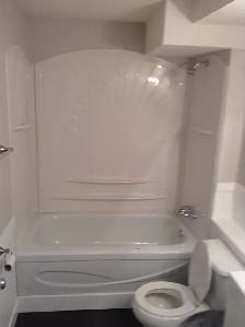 UTILITIES INCLUDED 2 Bed 1 Bath Lower Suite/Patterson Avail Aug1 - Photo 9