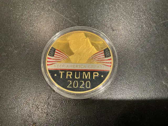 2020 DONALD TRUMP Collectible Coin ! ‘KEEP AMERICA GREAT’ !