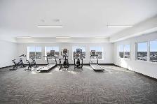 LUXURY 3 Bed 2 Bath Apartment! With Fitness Centre! - Photo 10