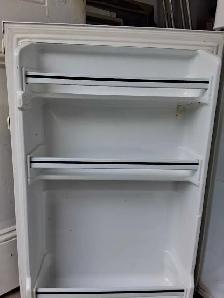 MicroFride compact refrigerator  with 'Save Plug ' technology - Photo 2