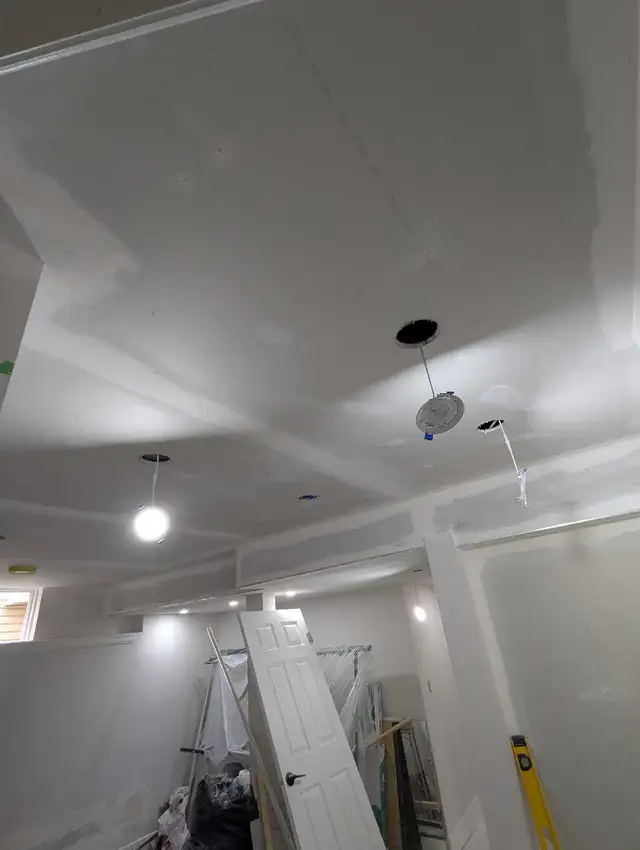 Hiring - Knockdown ceiling painting crew