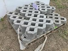 26FN-Unreserved Auction–Surplus Landscaping Products