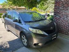 2014 Toyota Sienna LE - 8 Seater