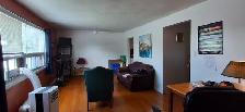 One Large Room (165 sqf) on the First Floor – $799 All-Inclusive - Photo 8