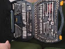 Mastercraft Mechanics Tool Set for sale - Photo 2