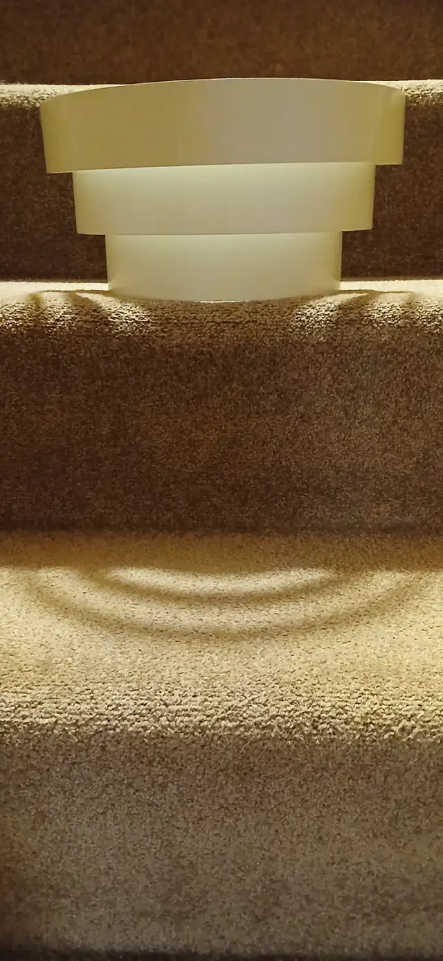 Free Wall Light