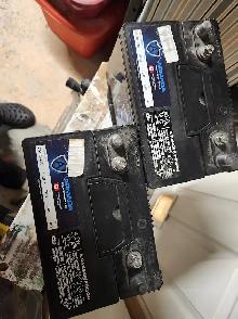 2 TWELVE VOLT DEEP CYCLE BATTERIES AND 12 VOLT CHARGER - Photo 2