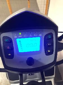 ECLIPSE INTERCEPTOR Mobility Scooter. Like new. - Photo 3