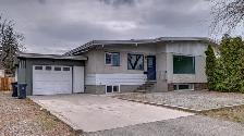 2 Bedroom Upper Unit with Yard & Garage