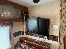 Built for Adventure – Excellent Condition! - Photo 4