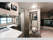 2026 Coachmen RV Catalina Summit Series 7 154RDX - Photo 7