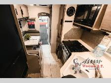 2026 Lance Lance Truck Campers 850 - Photo 12