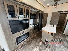 2022 Forest River RV Sabre 38DBQ - Photo 7