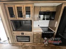 2022 Forest River RV Sabre 38DBQ - Photo 8