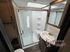 2022 Forest River RV Sabre 38DBQ - Photo 17