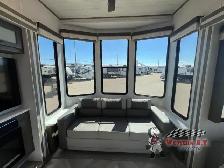 2022 Forest River RV Salem Grand Villa 42FLDL - Photo 10