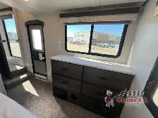 2022 Forest River RV Salem Grand Villa 42FLDL - Photo 23