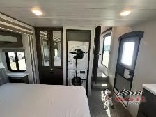 2022 Forest River RV Salem Grand Villa 42FLDL - Photo 24