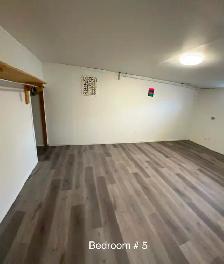 BRIGHT & SPACIOUS ROOMS FOR RENT (FEMALES ONLY) – MAPLES AREA - Photo 10