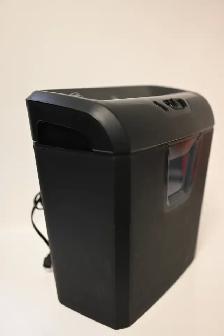 Paper Shredder Staples 8 sheet Cross cut Credit card Shredder - Photo 4