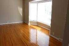 Main Floor House for Rent - Photo 2