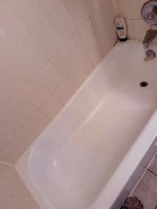 Shared Master bedroom for girls in Thorncliffe Park - Photo 4