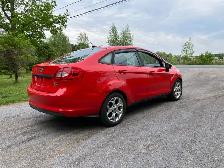 2013 Ford Fiesta SE - Photo 3
