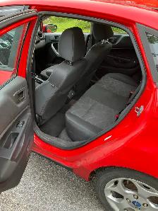 2013 Ford Fiesta SE - Photo 6