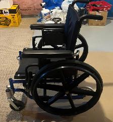 wheel chair for sale gently used - Photo 2