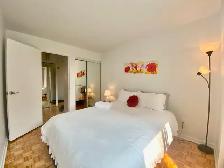 Large Furnished 2-BR With View - Grand Meublé 2 Chambres   Vue - Photo 9