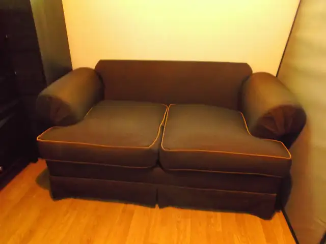 Couch & Chair