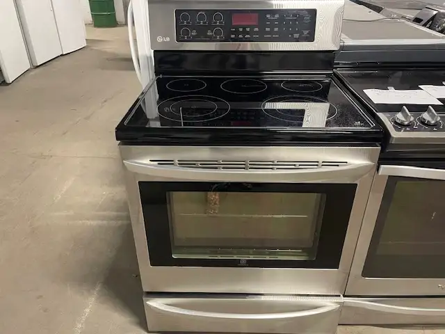 Cuisinière stainless vitrocéramique convection LG