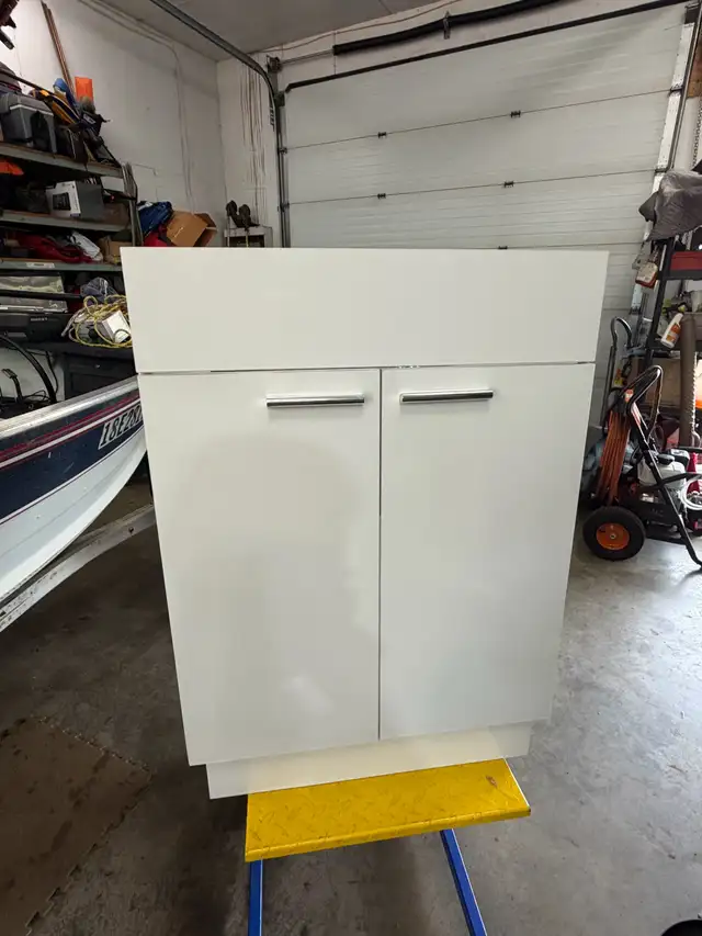 Vanity cupboard