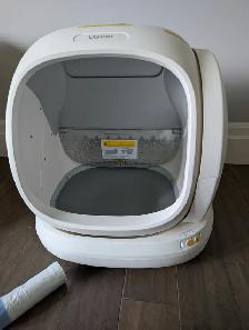 Like New UBPet Self Cleaning Cat Litter Box For Sale - Photo 9