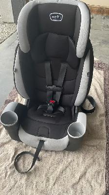 Evenflo 3 in 1 Car Seat - Photo 2