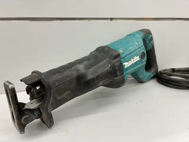 Makita JR3051T Reciprocating Saw