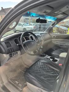 2010 Toyota Tacoma 4x4 Manual - Photo 6